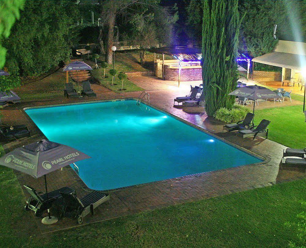 Oudtshoorn Inn Hotel מראה חיצוני תמונה